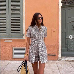 NWT Coco Shop Brown & White Tunic Top sz M